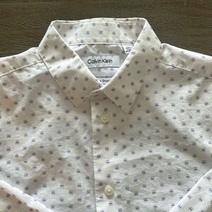 Calvin Klein button down shirt Size 16